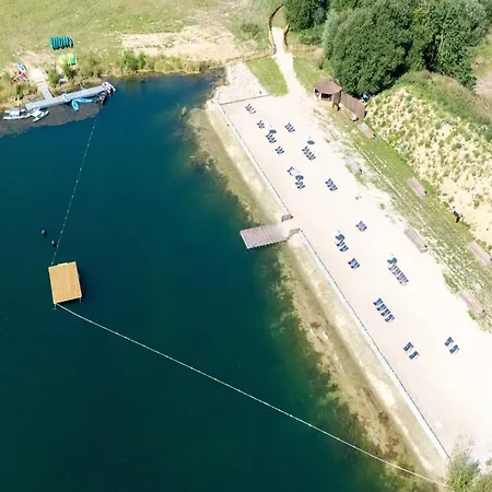 بيت للعطل Waterside Luxury Escape *