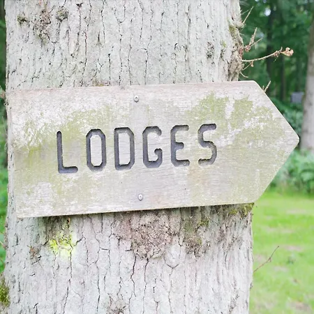 بيت للعطل Waterside Luxury Escape *