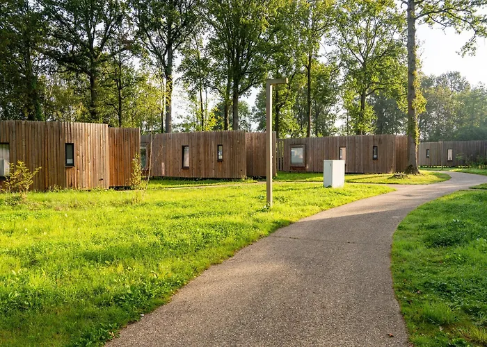 Waterside Luxury Escape *